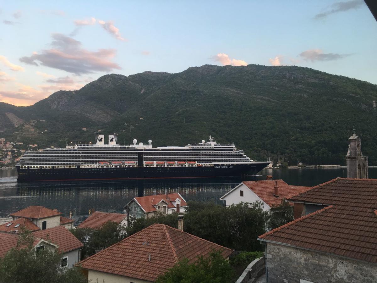 Tale House Montenegro 티바트 외부 사진