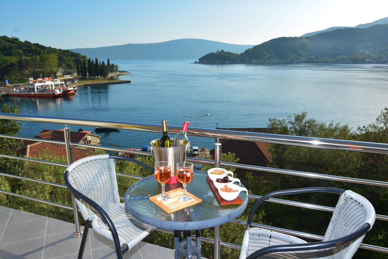 Tale House Montenegro 티바트 외부 사진