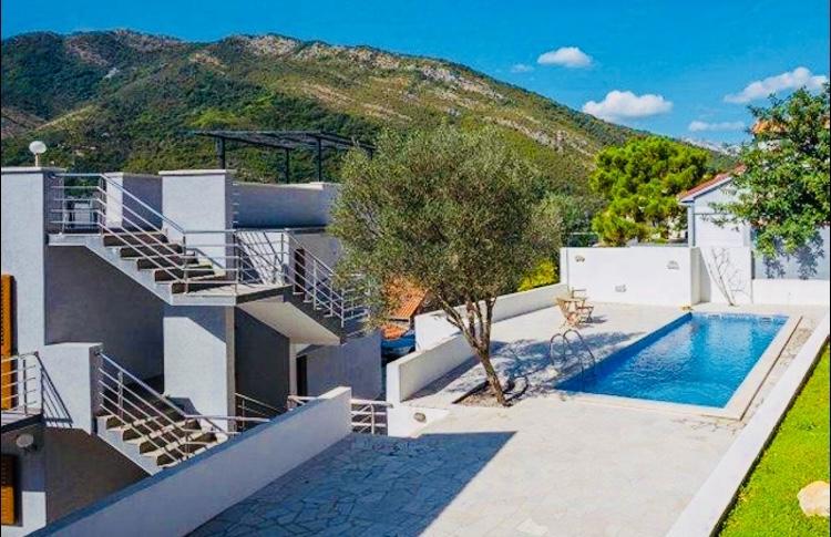 Tale House Montenegro 티바트 외부 사진